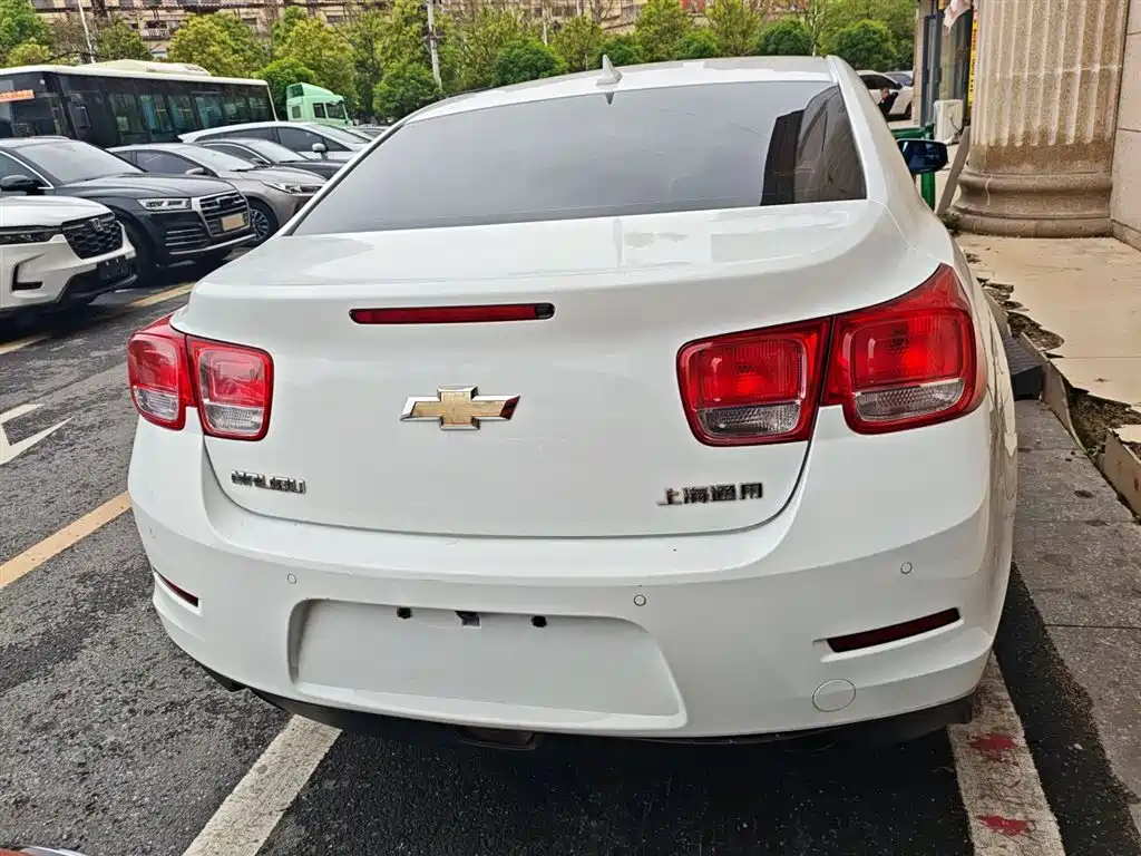 Malibu 2.0 L Auto Luxury