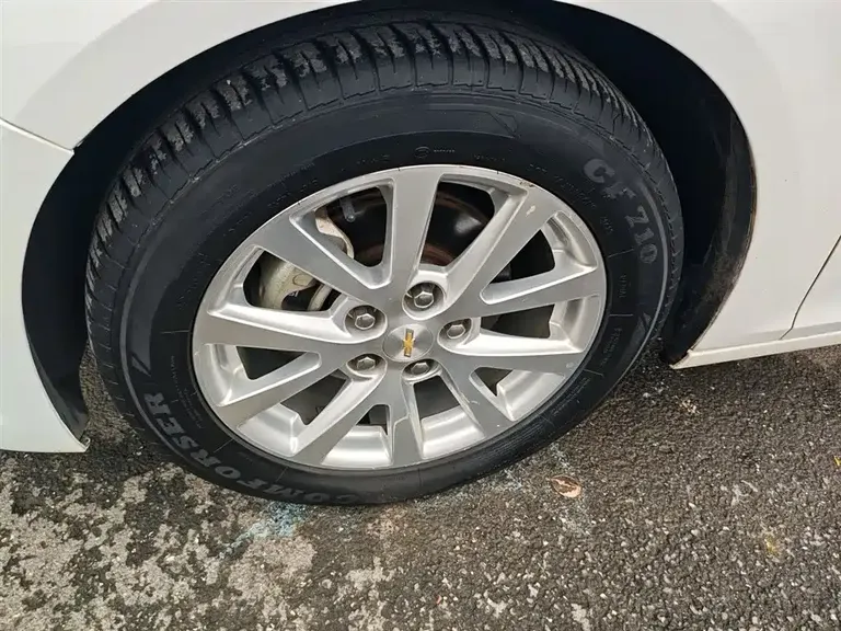Chevrolet Malibu 2.0 L Auto Luxury