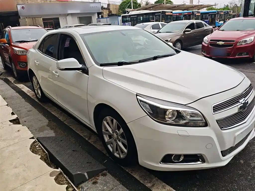 Malibu 2.0 L Auto Luxury