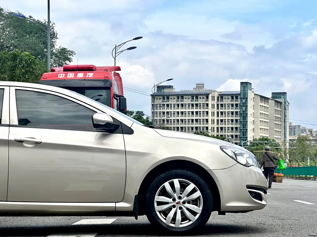 Roewe 350 荣威350 2015款 1.5 L 手动豪华天窗版