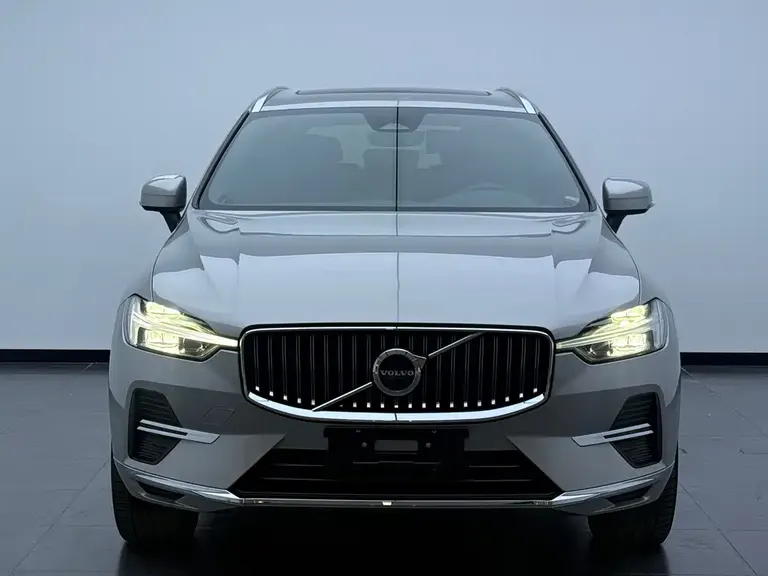 Volvo XC60 B5 4 WD Smart Vision Luxury