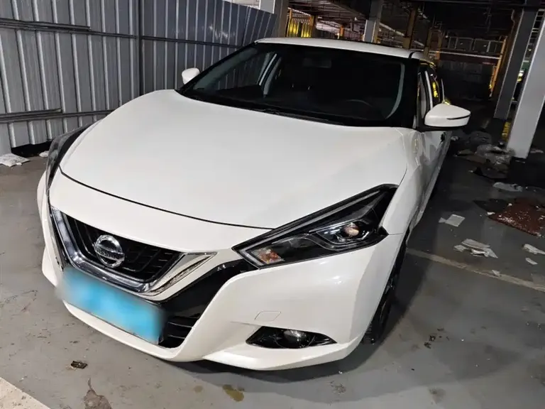 Nissan Lannia 1.6 L CVT Smart Cool