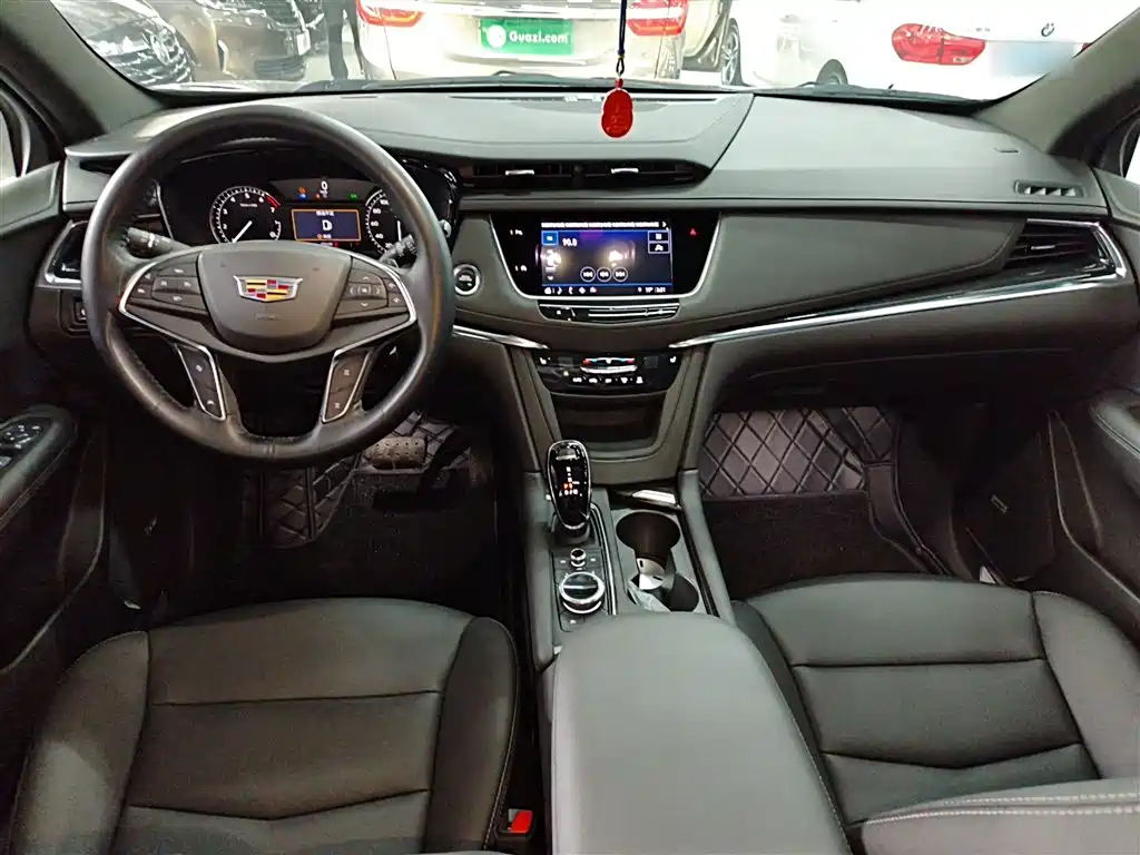 Cadillac XT5 2.0 T 2 WD Luxury