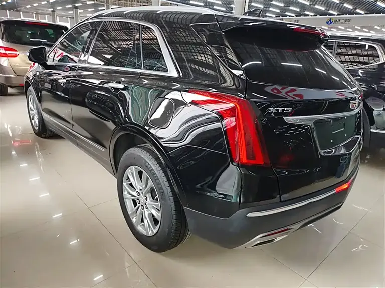 Cadillac XT5 2.0 T 2 WD Luxury