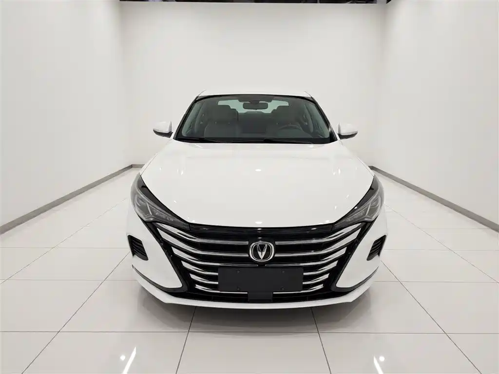 Eado PLUS 1.6 L GDI Manual Elite