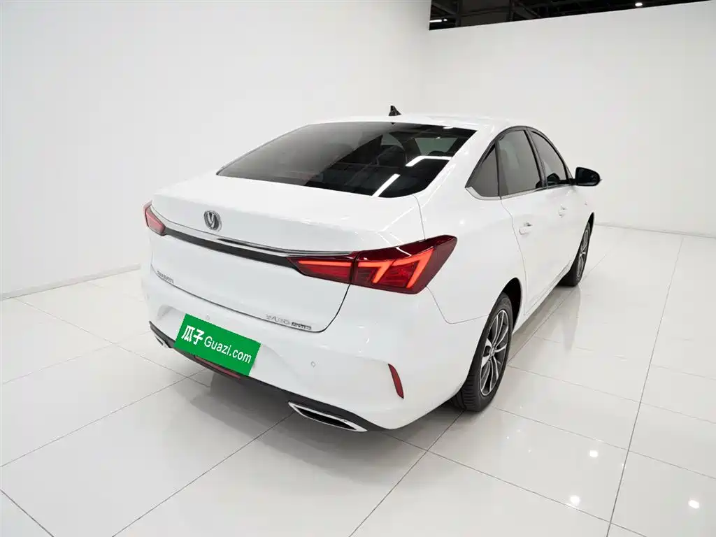 Eado PLUS 1.6 L GDI Manual Elite
