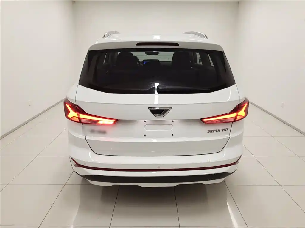 Jetta VS7 280 TSI Auto Progressive