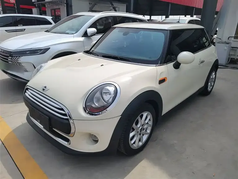 MINI 1.2 T ONE Pioneer