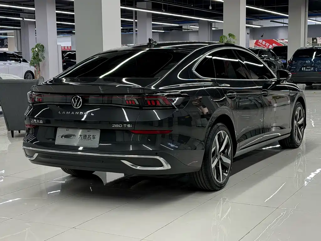 Lamando Lamando L 280 TSI DSG Spicy Cool