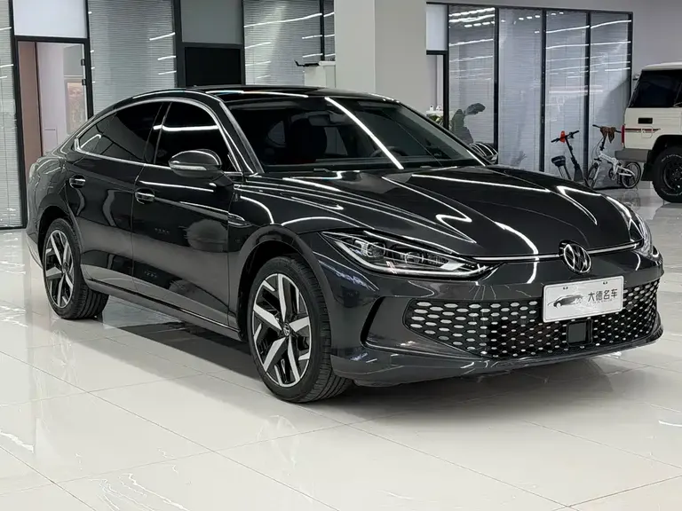 Volkswagen Lamando Lamando L 280 TSI DSG Spicy Cool