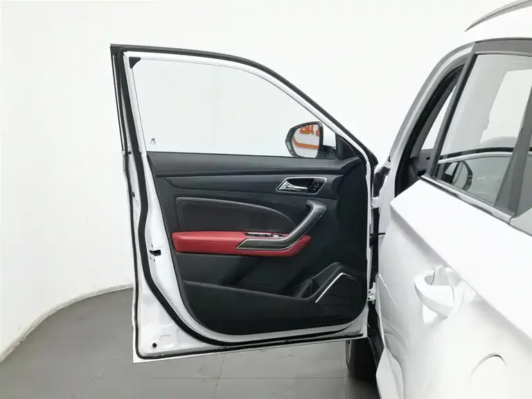 Leopaard CS9 1.5 L CVT Comfort