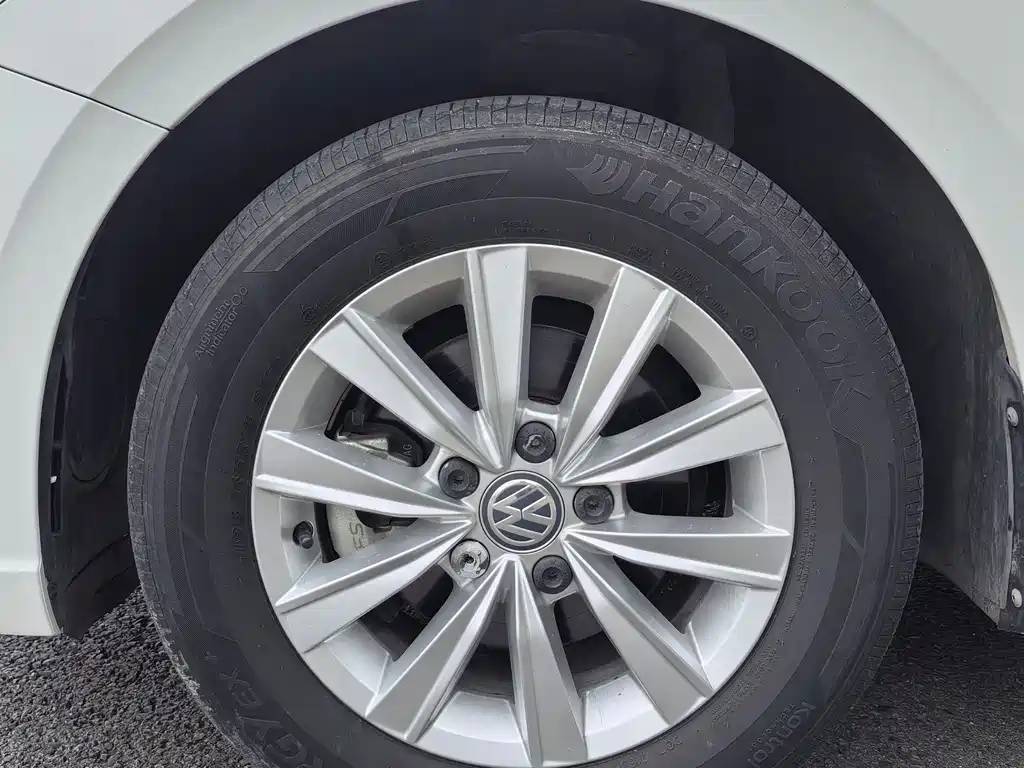 Lavida 1.5 L Auto Style CN-VI