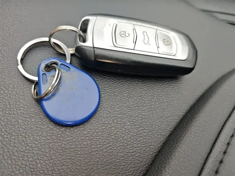 Geely Boyue 1.8 TD Auto 2 WD Connected 4 G Connected