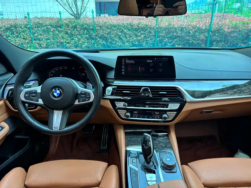 BMW 6 Series GT 630 i M Sport Package