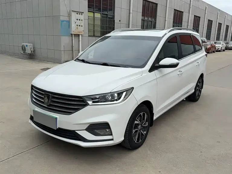 Baojun 360 1.5 L Auto Luxury CN-V