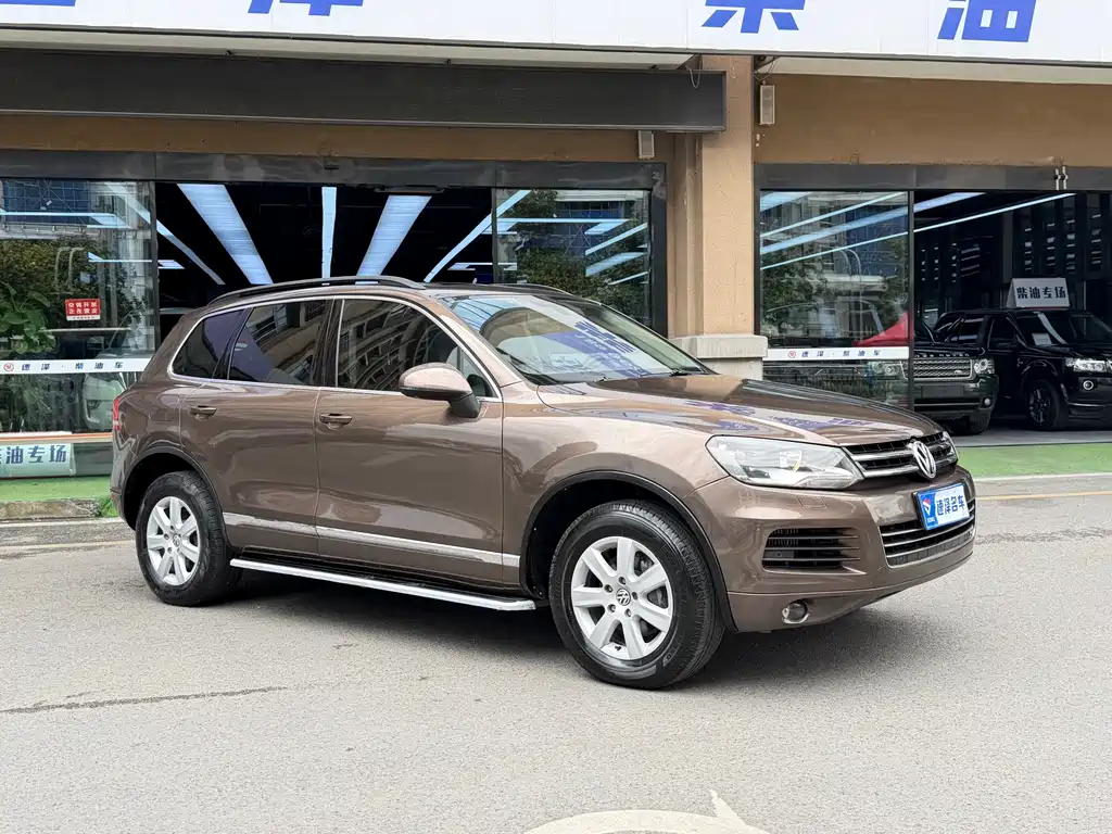 Touareg 3.0 TDI Diesel Standard Config
