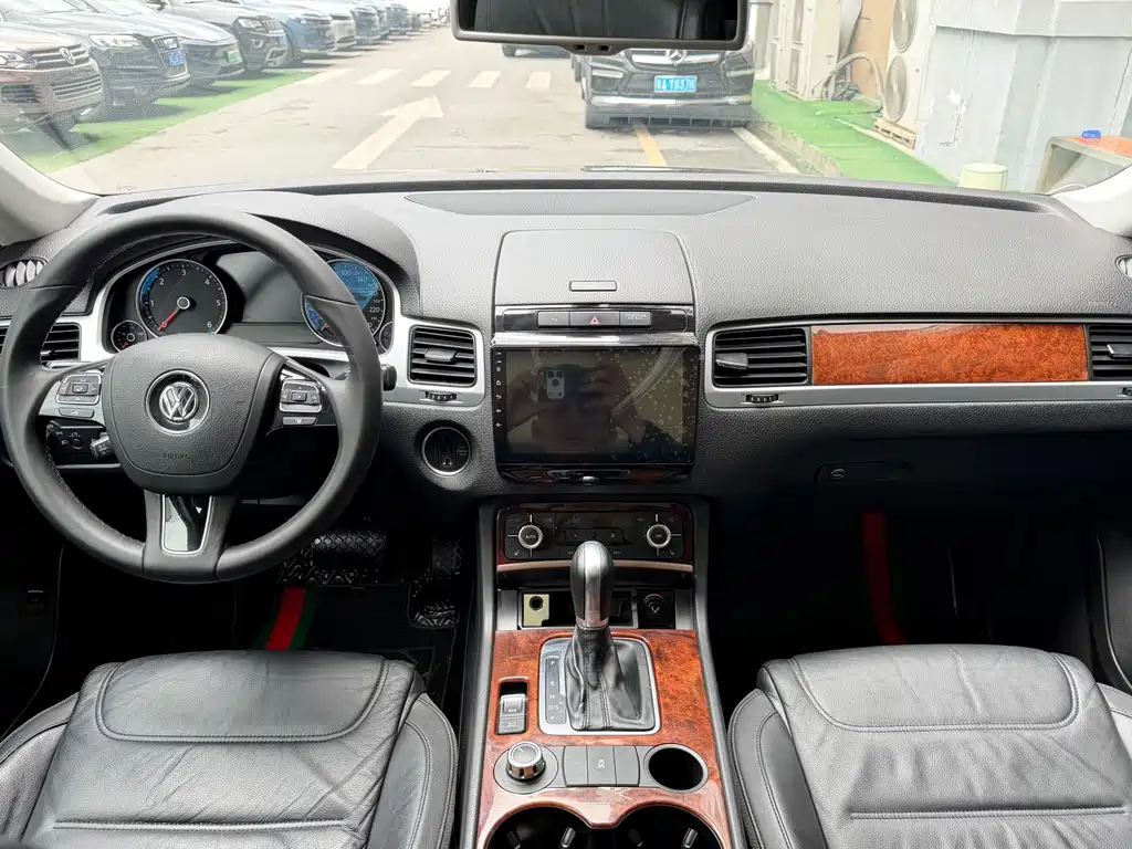 Touareg 3.0 TDI Diesel Standard Config