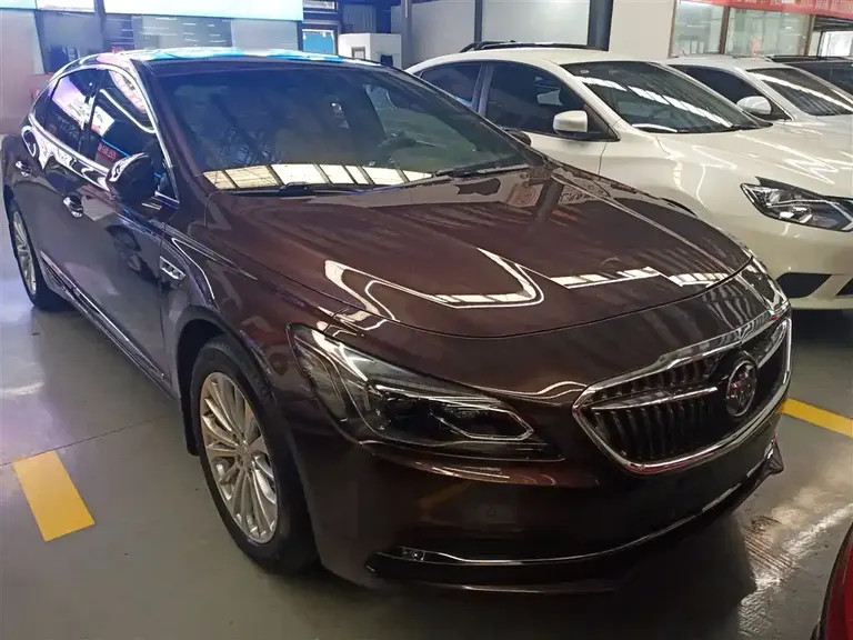 Buick LaCrosse 28 T Elite