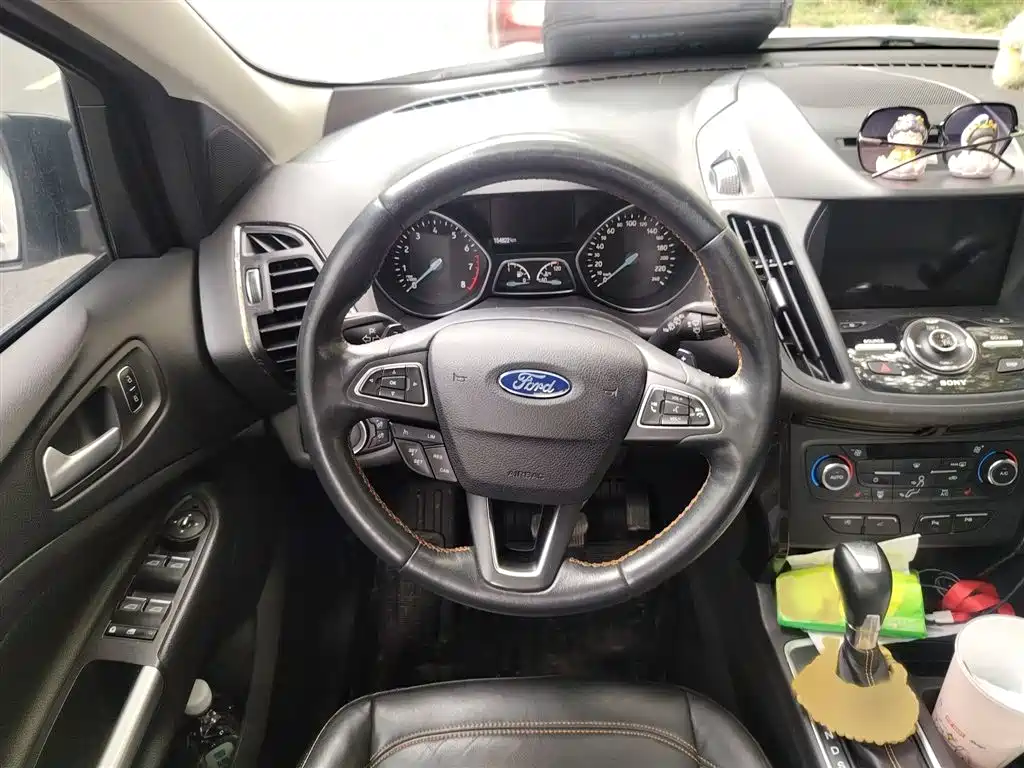 Kuga EcoBoost 245 4 WD Sport