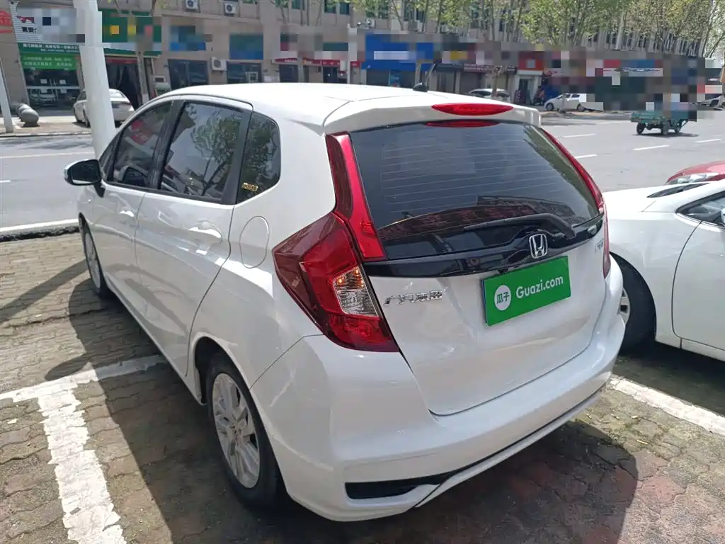 Fit 1.5 L CVT Comfort Sunroof