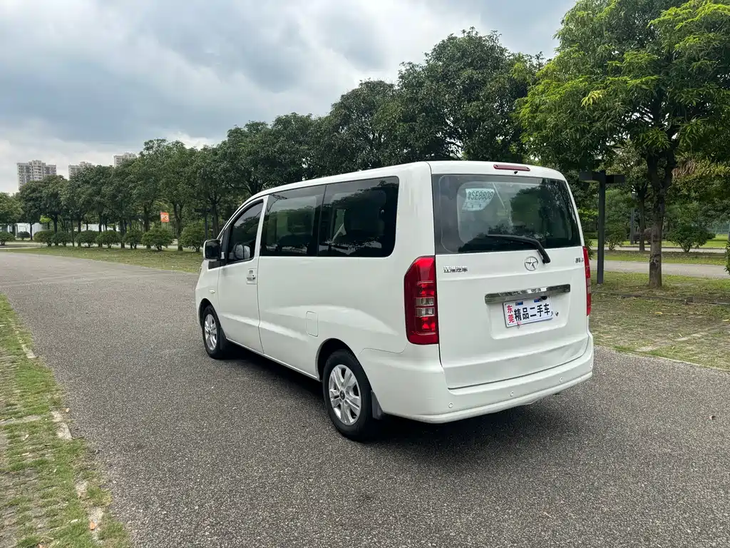 Refine M3 Maker 1.6 L Luxury Smart