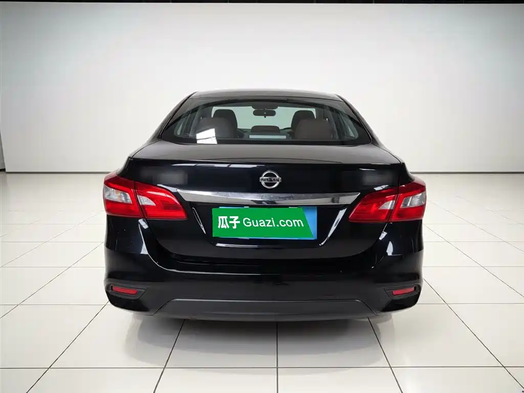 Sylphy Facelift III Classic 1.6 XE CVT Comfort