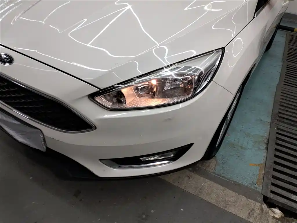 Focus Hatchback EcoBoost 180 Auto Elite