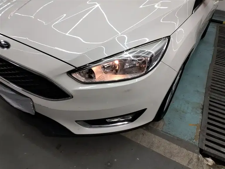 Ford Focus Hatchback EcoBoost 180 Auto Elite