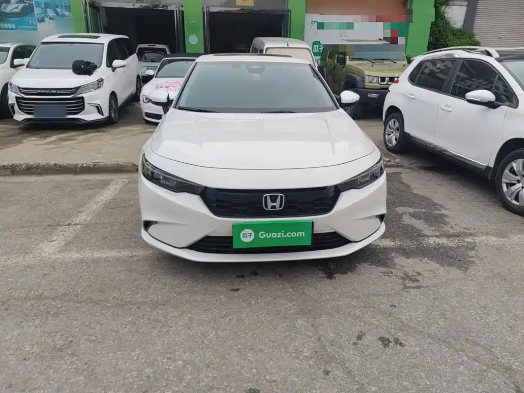 Integra 240 TURBO CVT Tech
