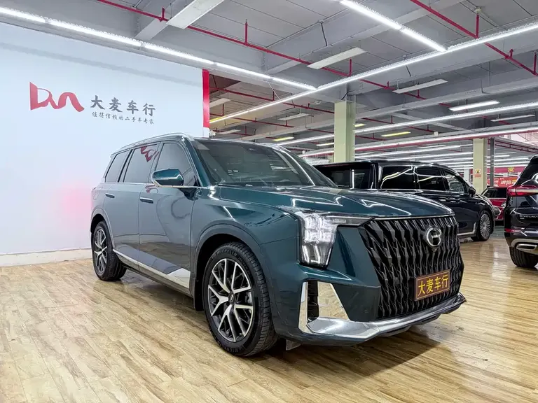 GAC Trumpchi GS8 Dual Engine Series 2.0 TM 2 WD Distinguished (7-seat)