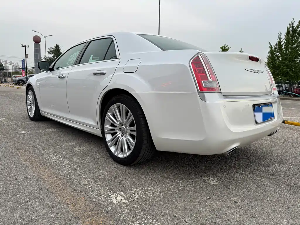 Chrysler 300 C (Import) 3.0 L Outstanding