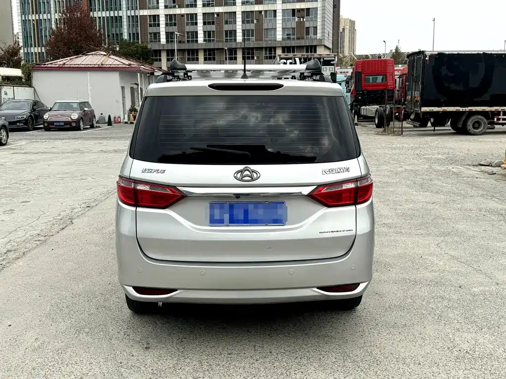 Changan Oshan A600 1.5 L Manual Luxury 7-seat