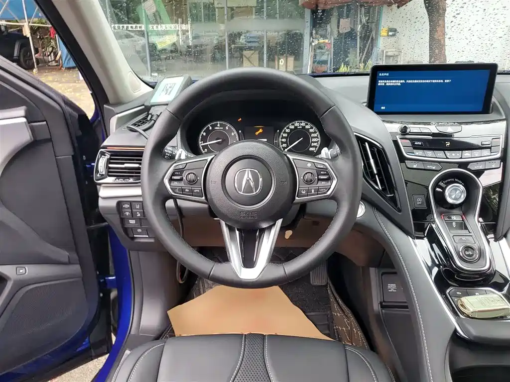 Acura RDX 2.0 T Premium CN-V