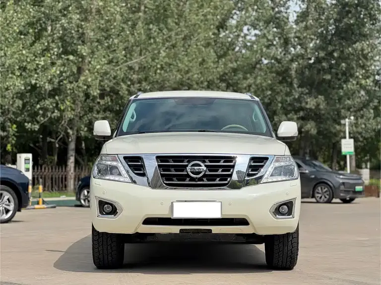 Nissan Patrol 4.0 L Platinum