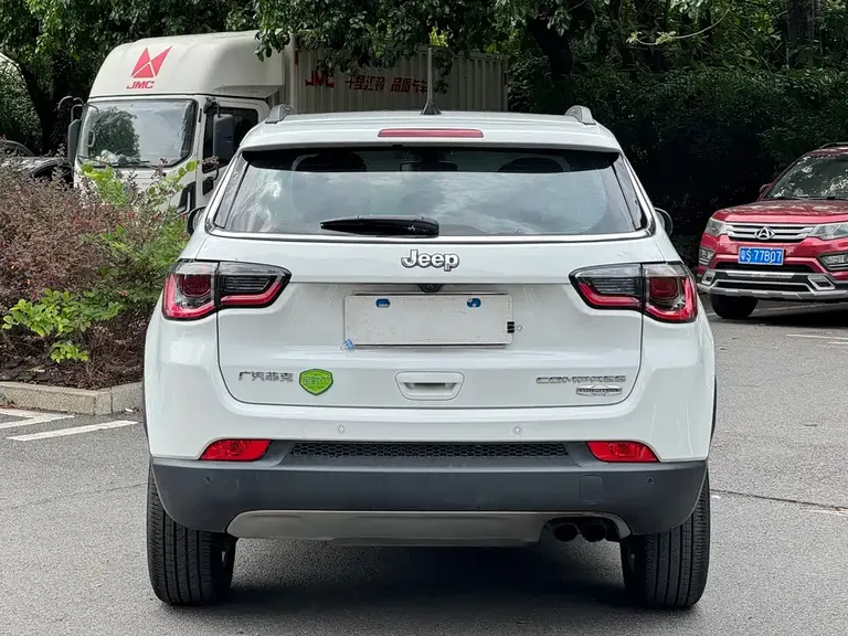Jeep Compass 200 T Auto Home Enjoyment