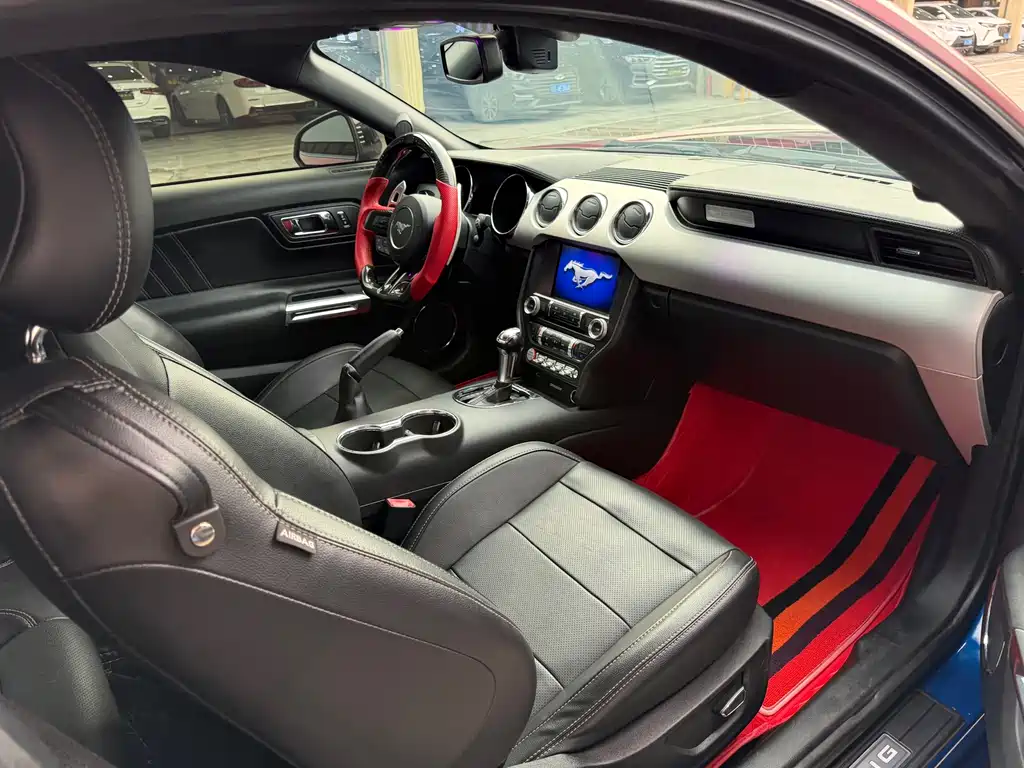 Mustang 2.3 T Sport