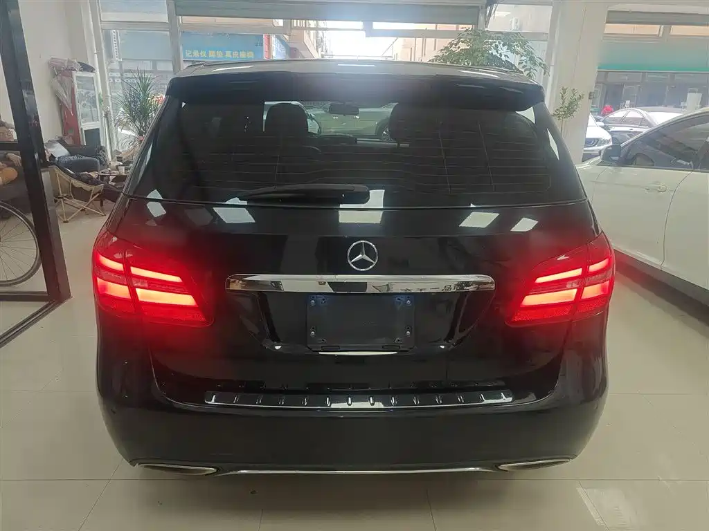 Mercedes-Benz B-Class B 200 Fashion