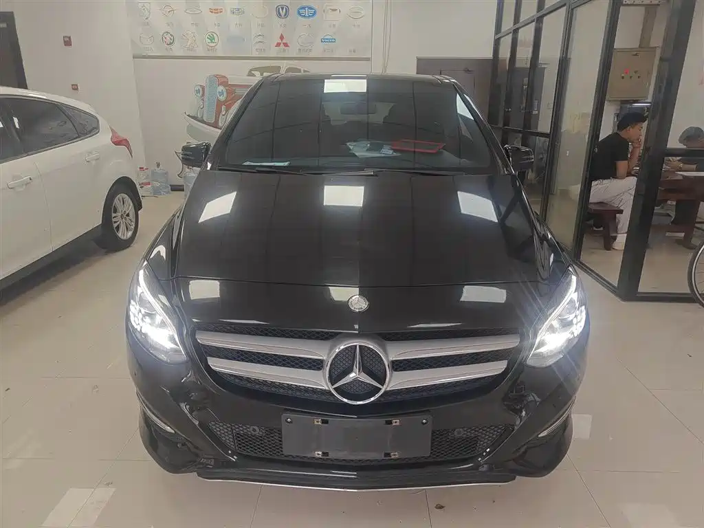 Mercedes-Benz B-Class B 200 Fashion