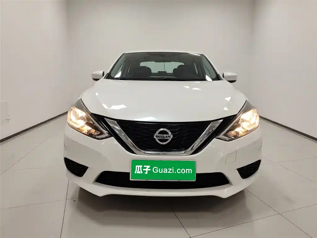 Sylphy Classic 1.6 XE CVT Comfort