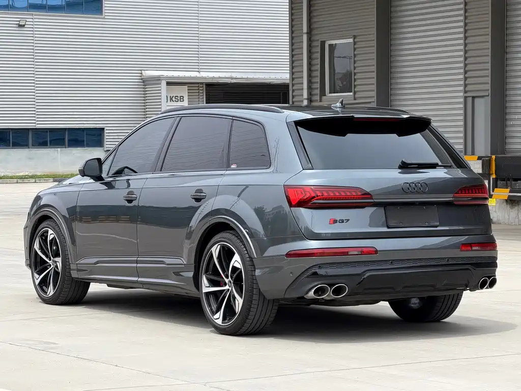 Audi SQ7 4.0 TFSI Dark Night Knight