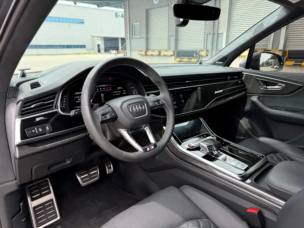 Audi SQ7 4.0 TFSI Dark Night Knight