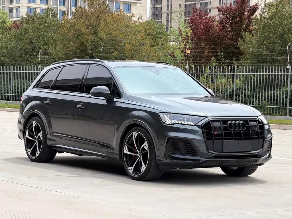 Audi SQ7 4.0 TFSI Dark Night Knight