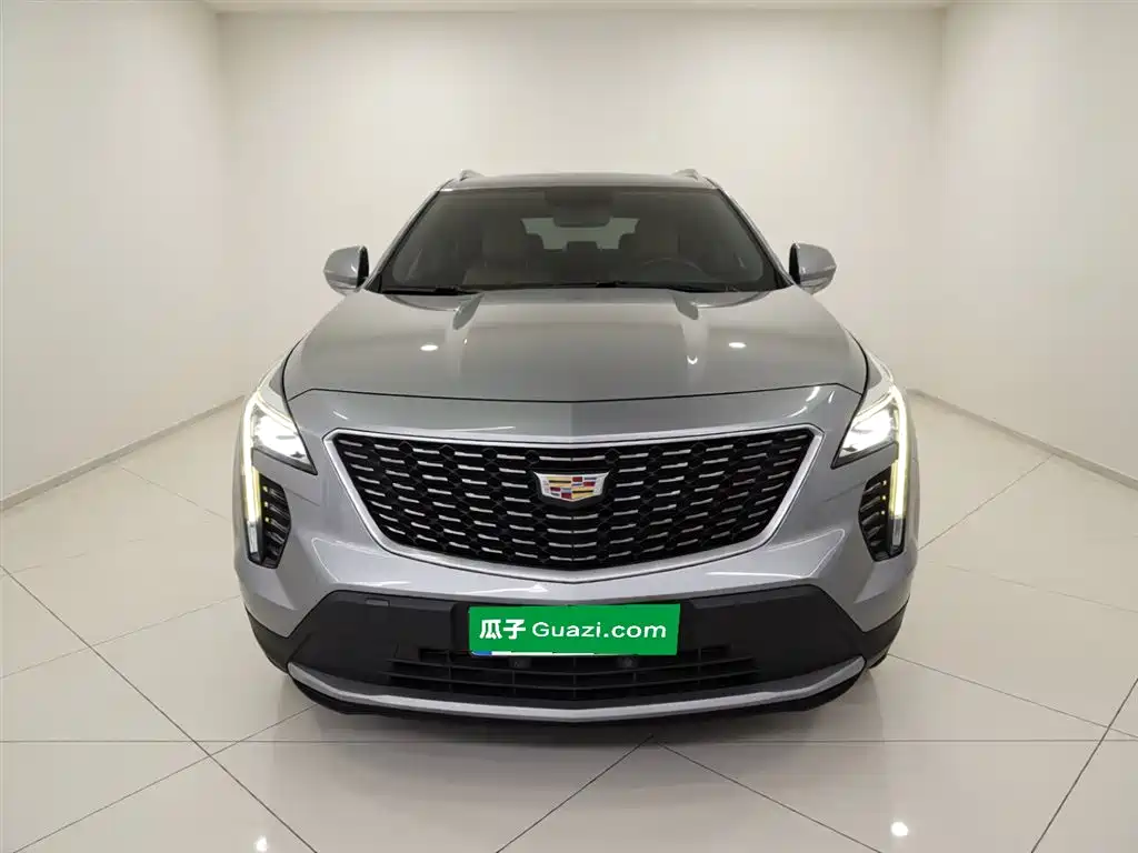 Cadillac XT4 28 T 2 WD Distinguished