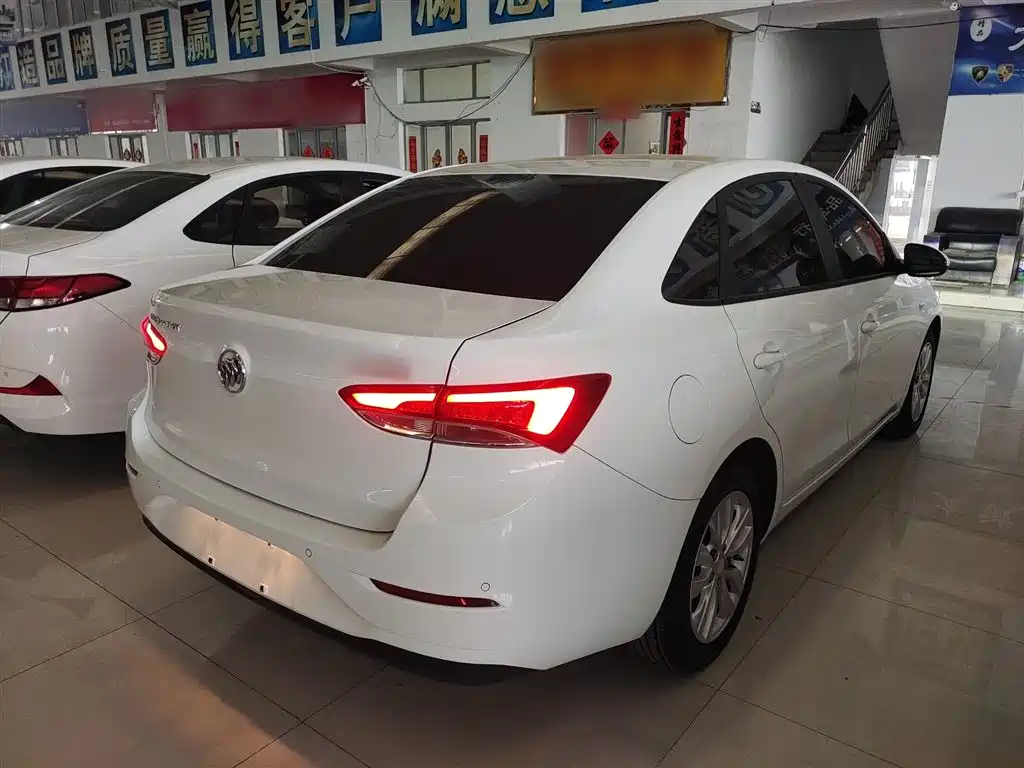 Excelle GT Facelift Exemplary 1.5 L Auto Elite
