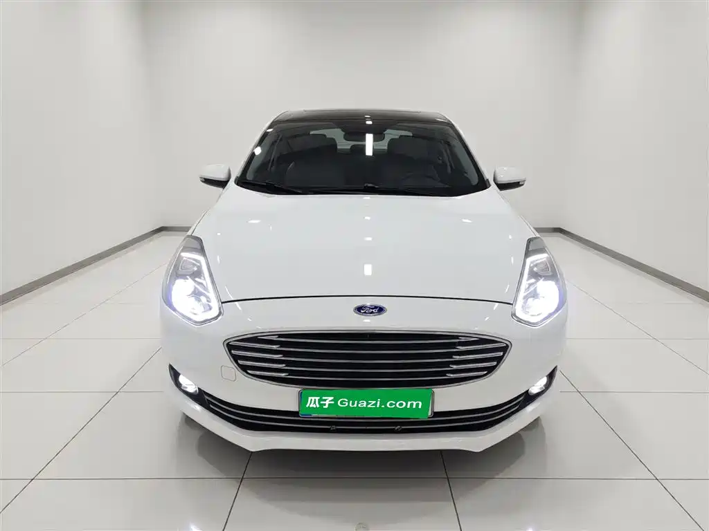 Escort 福睿斯 2019款 EcoBoost 125 自动臻享型