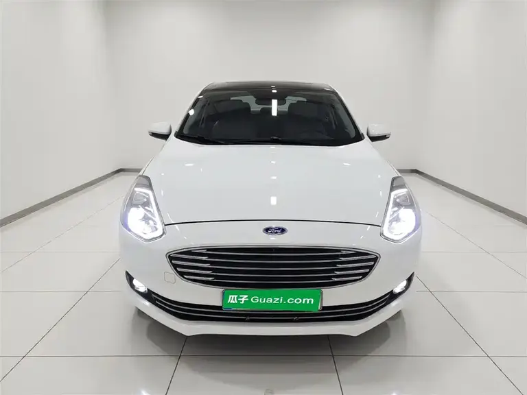 Ford Escort 福睿斯 2019款 EcoBoost 125 自动臻享型