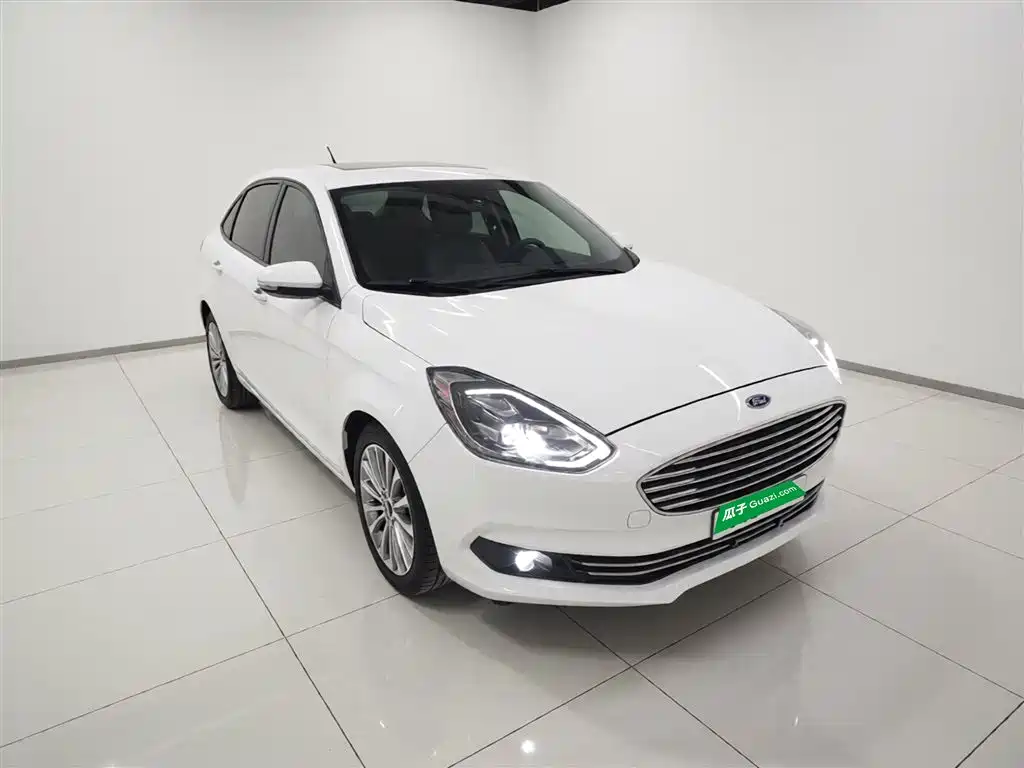 Escort 福睿斯 2019款 EcoBoost 125 自动臻享型