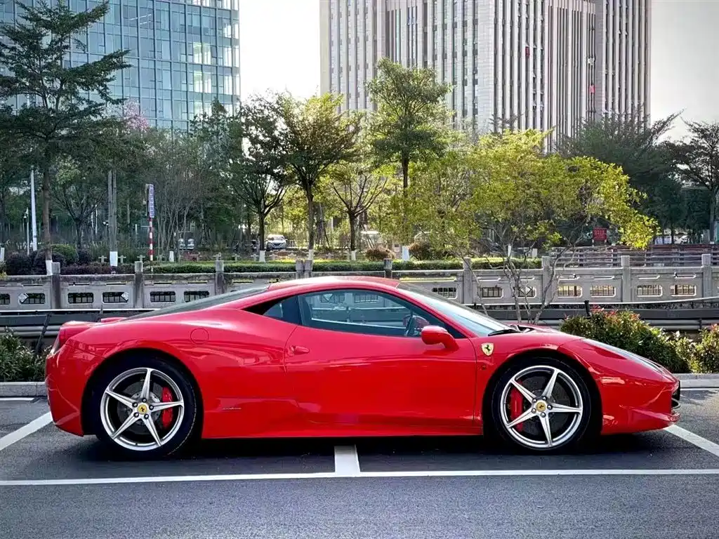 Ferrari 458 4.5 L Italia