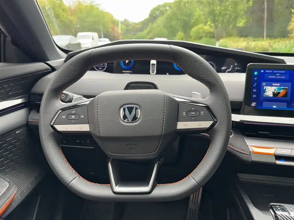 Changan UNI-V 2.0 T Leading Speed
