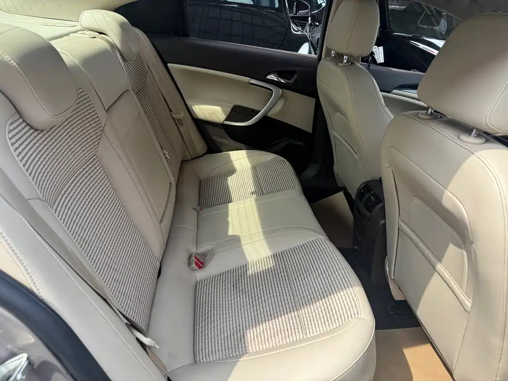 Regal 2.0 L Leading Fashion
